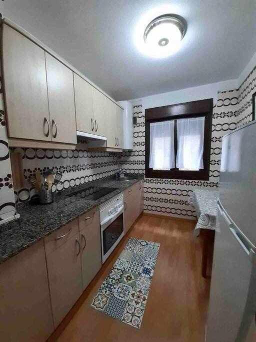 En Casco Historico De Apartment Lastres